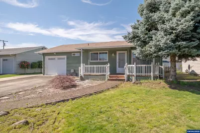 1685 Umpqua Rd, Woodburn, OR 97071 - Photo 1