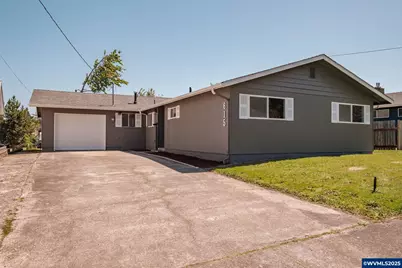 615 5th Av, Sweet Home, OR 97386 - Photo 1