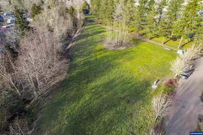 2010 Audubon Av SE, Salem, OR 97302 - Photo 1