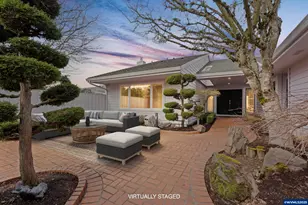 31735 SW Village Crest Ct, Wilsonville, OR 97070 - Photo 1