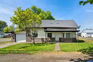 404 French St, Brownsville, OR 97327 - Photo 1