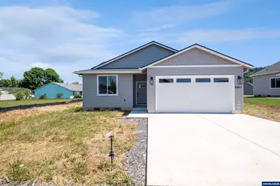 4440 Knotty Pine Ct, Sweet Home, OR 97386 - Photo 1