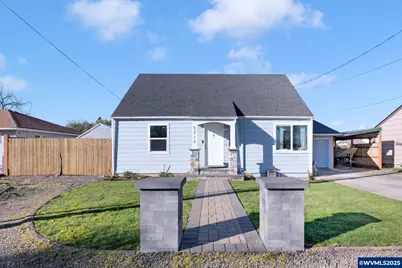 3715 Monroe Av NE, Salem, OR 97301 - Photo 1