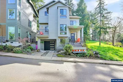 3961 Village Center Dr SE, Salem, OR 97302 - Photo 1