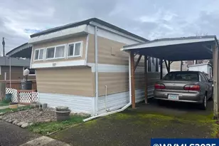 16901 SE Division St, Portland, OR 97236 - Photo 1