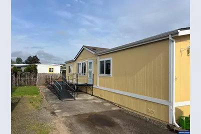 1732 Pine St NE #12, Silverton, OR 97381 - Photo 1