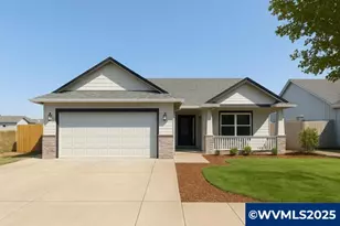 961 S 9th St, Harrisburg, OR 97446 - Photo 1