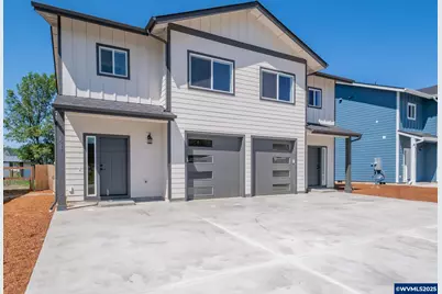 4534 Live Oak St, Sweet Home, OR 97386 - Photo 1