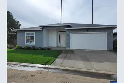 654 Magnolia Av, Woodburn, OR 97071 - Photo 1