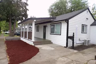 870 Lincoln St, Woodburn, OR 97071 - Photo 1