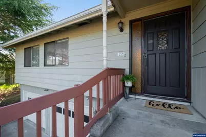 1221 SW Maple St, Dallas, OR 97338 - Photo 1