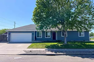 21 Blue Heron St, Halsey, OR 97348 - Photo 1