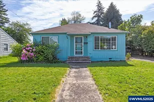 647 7th Ave, Sweet Home, OR 97386 - Photo 1