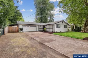 411 Oak St, Woodburn, OR 97071 - Photo 1