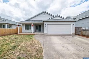 34 Grace St, Lebanon, OR 97355 - Photo 1