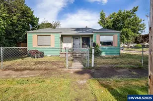 996 14th St SE, Salem, OR 97302 - Photo 1