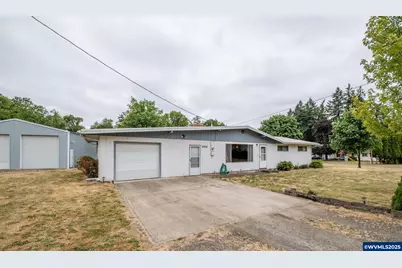 30552 Merry Ln, Lebanon, OR 97355 - Photo 1