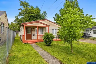 155 23rd St NE, Salem, OR 97301 - Photo 1