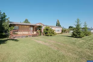 1510 Lafayette St SE, Albany, OR 97322 - Photo 1