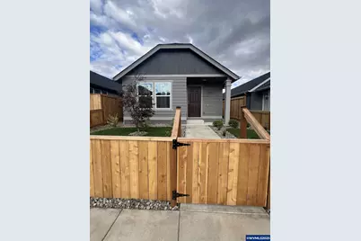 4701 Finch St, Albany, OR 97322 - Photo 1