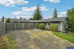 648 SW 3rd St, Sheridan, OR 97378 - Photo 1