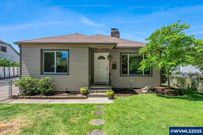2185 Laurel Av NE, Salem, OR 97301 - Photo 1