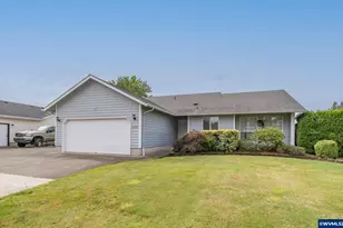 1227 Walker Rd, Lebanon, OR 97355 - Photo 1