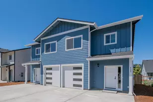 4540 Live Oak St, Sweet Home, OR 97386 - Photo 1