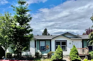 1015 Oak St, Silverton, OR 97381 - Photo 1