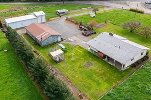 12494 W Stayton Rd SE, Aumsville, OR 97325 - Photo 1