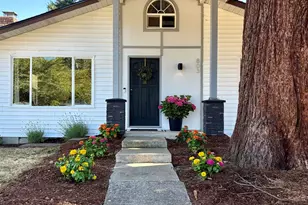 803 Madison St, Silverton, OR 97381 - Photo 1