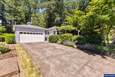 815 Kingwood Dr NW, Salem, OR 97304 - Photo 1
