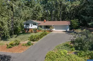 7260 NW Valley View Dr, Corvallis, OR 97330 - Photo 1