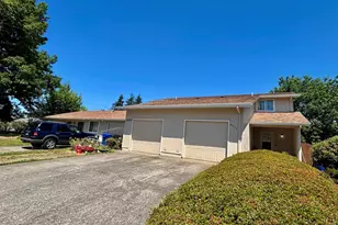 4507 4509 4517 SE Boulder Dr, Salem, OR 97317 - Photo 1