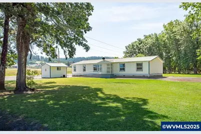 38404 Payne Dr, Lebanon, OR 97355 - Photo 1