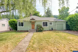 1023 S Water St, Silverton, OR 97381 - Photo 1