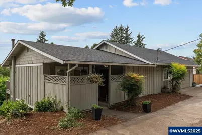 315 Hill St, Silverton, OR 97381 - Photo 1