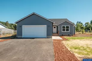 1225 49th St, Sweet Home, OR 97383 - Photo 1