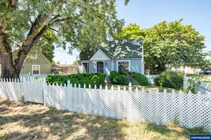 2454 Primrose St, Lebanon, OR 97355 - Photo 1