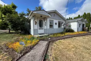 109 Nandina St, Sweet Home, OR 97386 - Photo 1