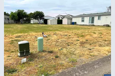 1609 Granite St, Woodburn, OR 97071 - Photo 1