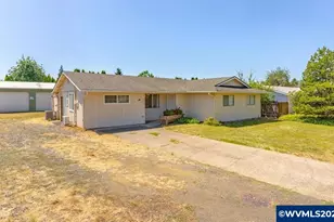 591 NW Brentwood Ave, Dallas, OR 97338 - Photo 1