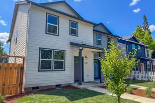 1162 7th St NW, Salem, OR 97304 - Photo 1