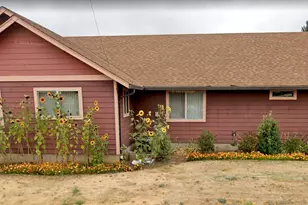 243 SE Harney St, Sheridan, OR 97378 - Photo 1