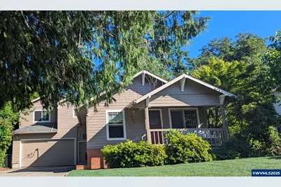 229 Cherry St St, Silverton, OR 97381 - Photo 1