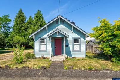 1016 15th Av, Sweet Home, OR 97386 - Photo 1