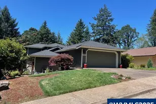 2717 NW Rolling Green Dr, Corvallis, OR 97330 - Photo 1