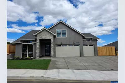 652 NW Cascade Mountain Dr, Dallas, OR 97338 - Photo 1