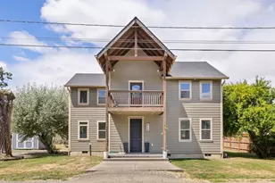 212 Thorpe St, Independence, OR 97351 - Photo 1