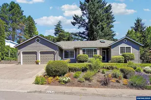 4634 Croisan Scenic Way S, Salem, OR 97302 - Photo 1